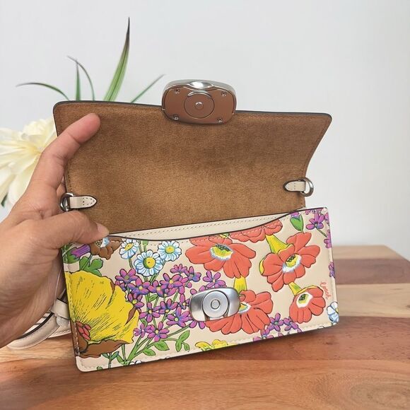 NWT Coach Eliza Small Flap Crossbody With Floral Print - Picture 6 of 11